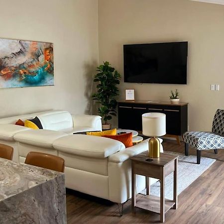 Alluring Luxury Oasis, Modern Comfort & Relaxation Wellington Eksteriør billede
