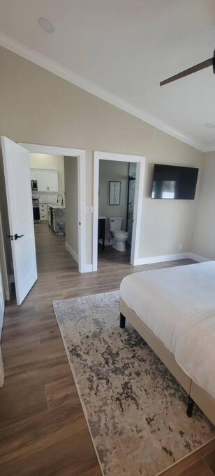 Alluring Luxury Oasis, Modern Comfort & Relaxation Wellington Eksteriør billede