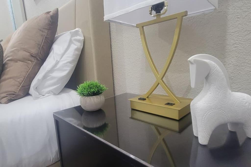 Alluring Luxury Oasis, Modern Comfort & Relaxation Wellington Eksteriør billede